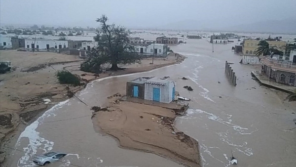 تبعات إعصار "تيج".. نزوح أكثر من 26 ألف يمني خلال أسبوع