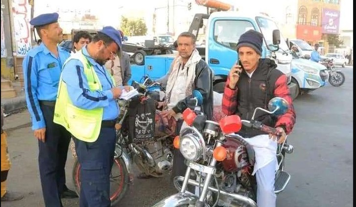 حكومة صنعاء تعلن نقل آلية تصحيح أوضاع الدراجات النارية إلى الإدارة العامة للمرور اعتبارًا من الأحد