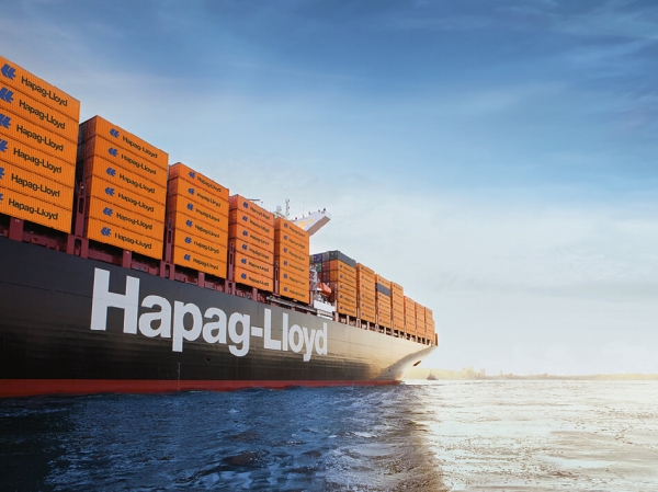 "هاباغ - لويد" تتكبد عشرات ملايين اليوروهات بتحويل مسار سفنها بعيدا عن البحر الأحمر