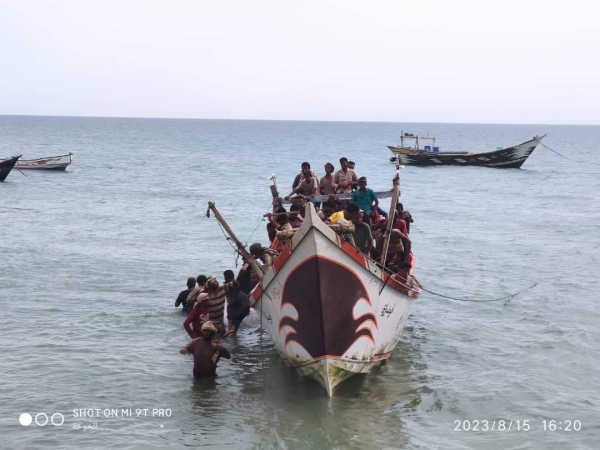 قراصنة يفرجون عن 9 صيادين يمنيين بعد اختطافهم قبالة سواحل الصومال