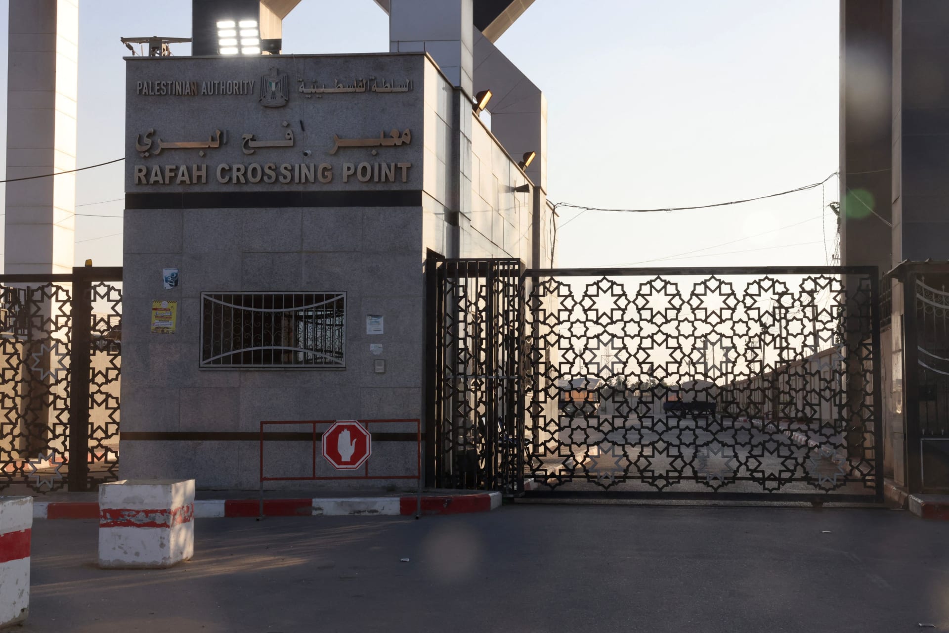 مصر ترد على تصريحات أمريكية حول إغلاق معبر رفح في وجه المساعدات