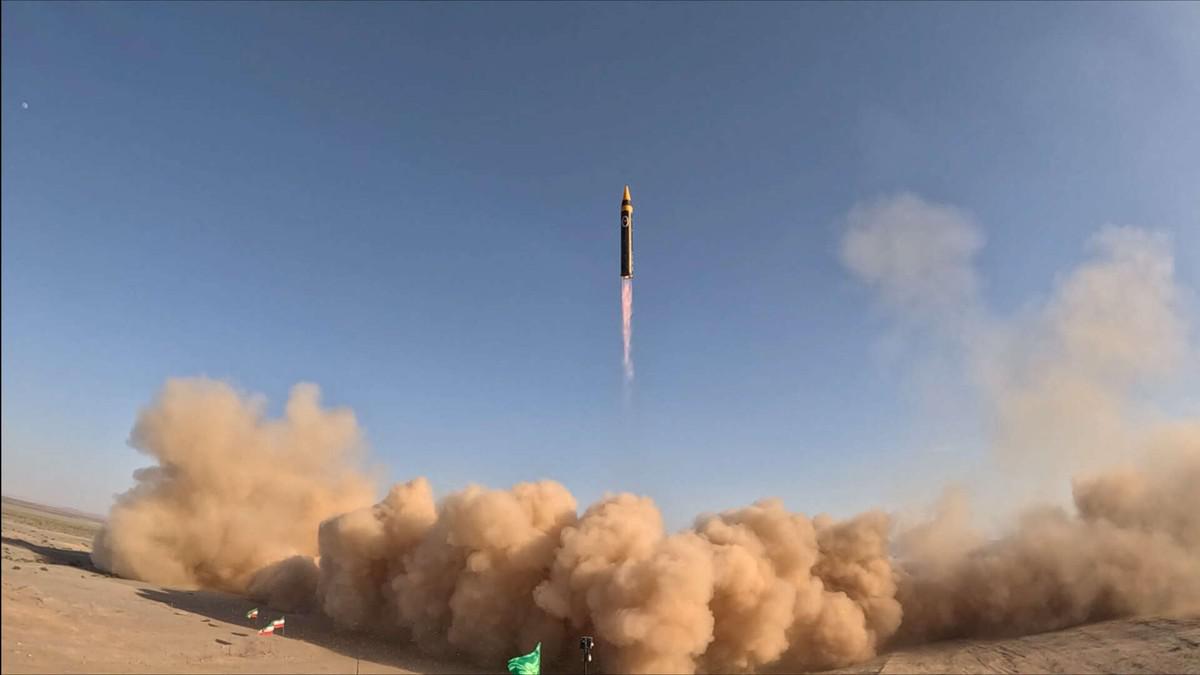 أمريكا تقر باختبار قوات صنعاء لصاروخ فرط صوتي