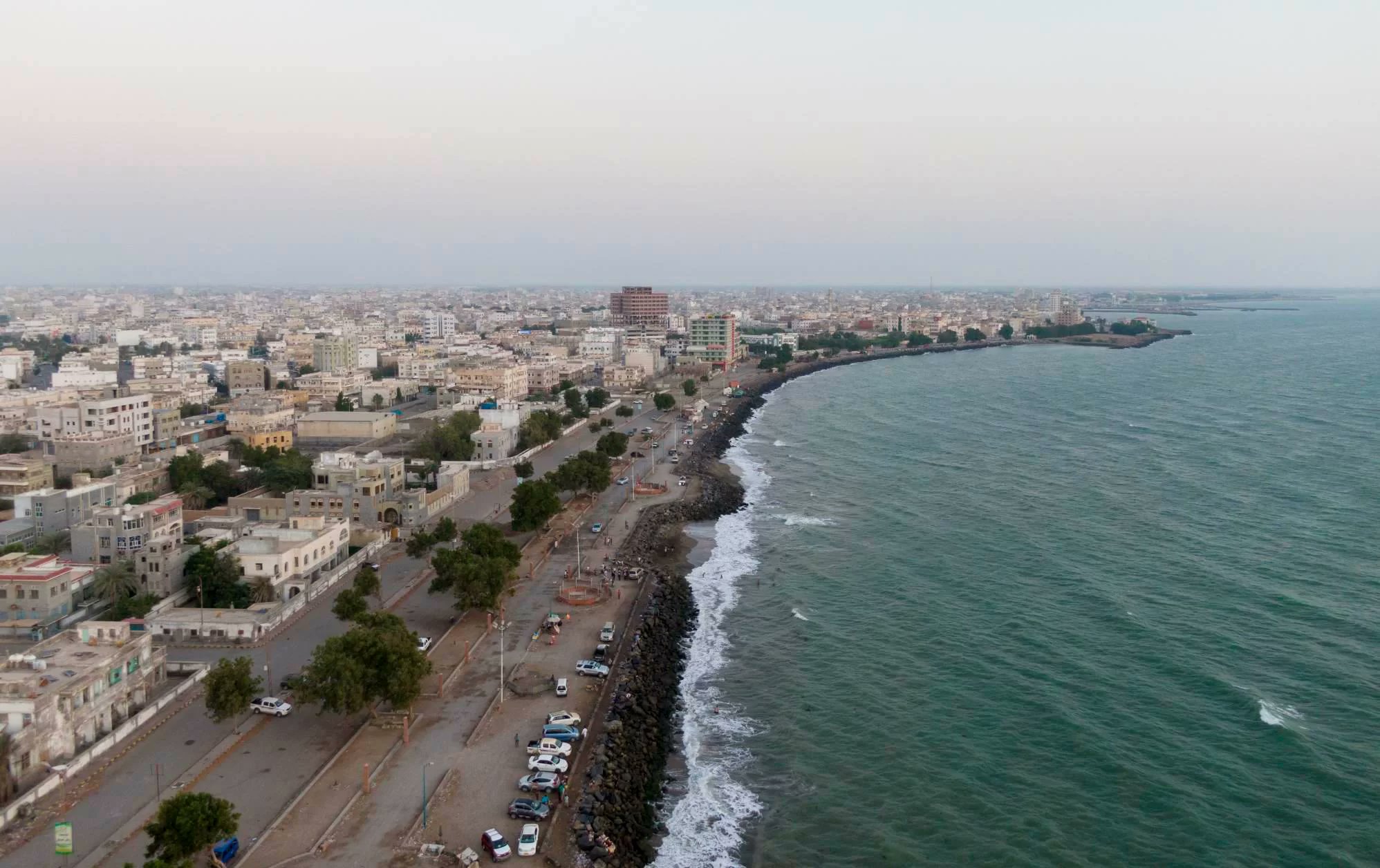 طيار الاحتلال الذي قصف الحديدة: أرسلنا رسالة لإيران ونستطيع استهداف أي مكان في العالم