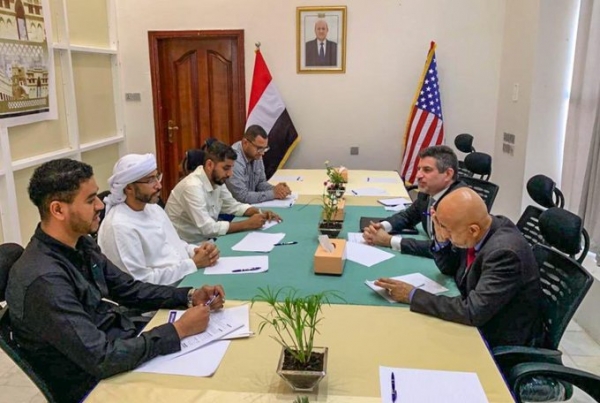 السفير الأمريكي لدى اليمن يكشف عن سبب زيارته لمدينة المكلا بحضرموت