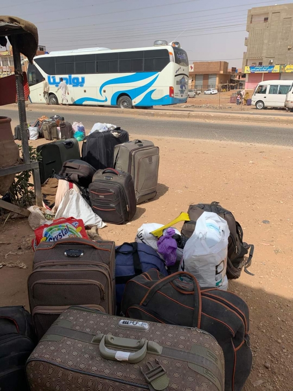 الحكومة اليمنية تؤكد تواصلها مع المسؤولين السعوديين لتسيير اول رحلة لإجلاء رعاياها من السودان