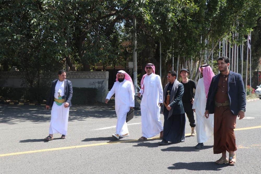 مصادر دبلوماسية تؤكد قرب إعلان صيغة الاتفاق النهائي بين السعودية والحوثيين.. تفاصيل