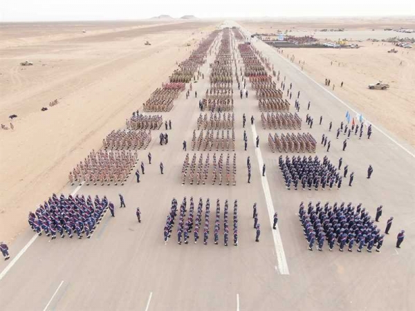 عرض عسكري مهيب لقوات الجيش في مأرب بذكرى ثورة سبتمبر.. صور