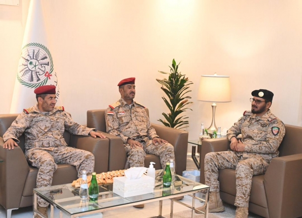 رئيس أركان القوات الحكومية يجتمع بقائد قوات التحالف السعودي.. تفاصيل