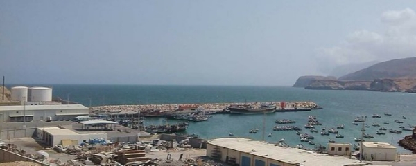وكالة بحرية بريطانية تعلن عن تعرض سفينة لهجوم قبالة نشطون اليمنية