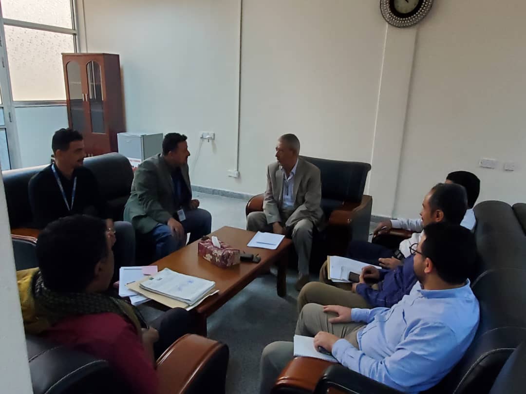 وفد الUNOPS يلتقي بوكيل وزارة المالية في عدن