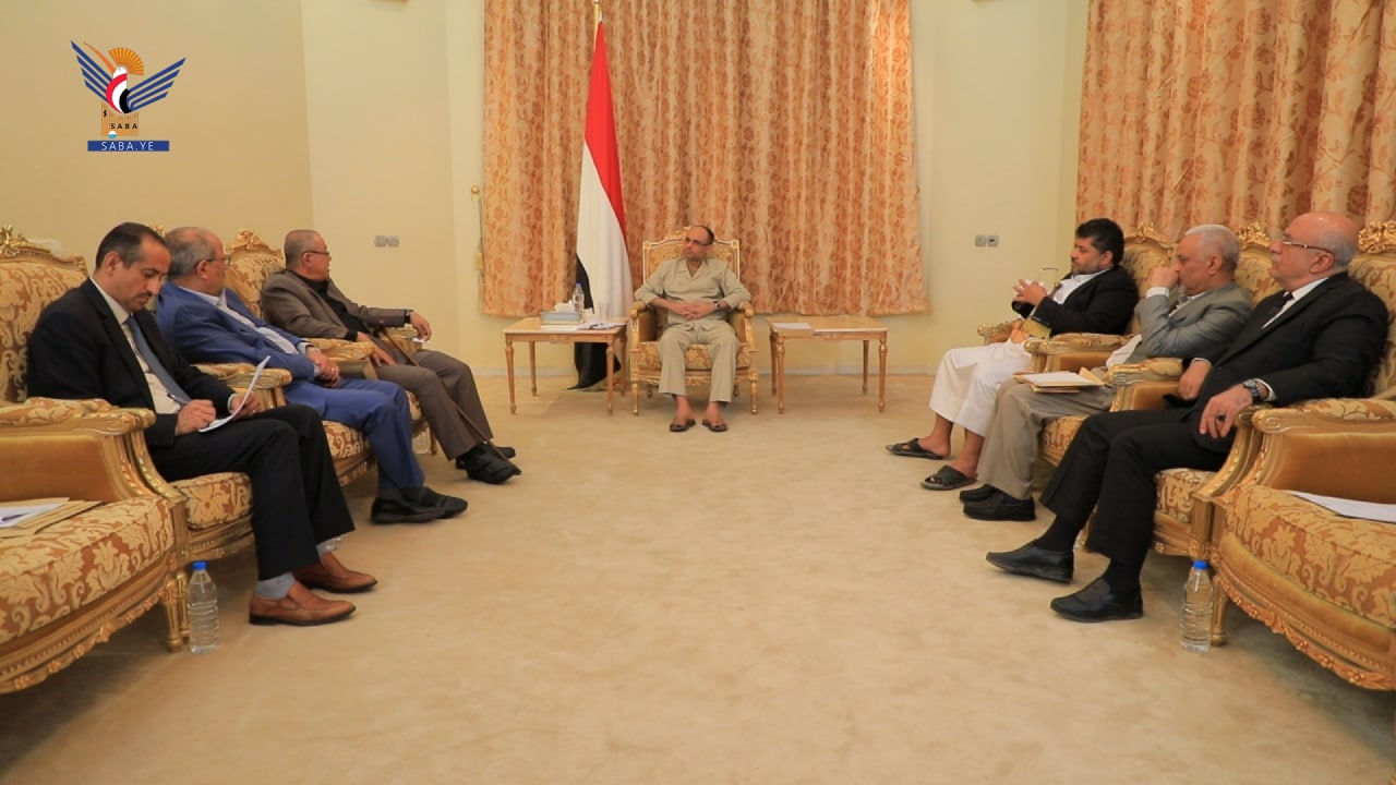 الحوثيون يكشفون عن شروطهم للقبول بتمديد الهدنة الأممية.. تفاصيل