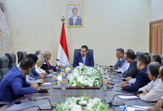 صحيفة: الدبلوماسية الغربية اتخذت موقفا موحدا بضرورة عودة الحكومة إلى عدن