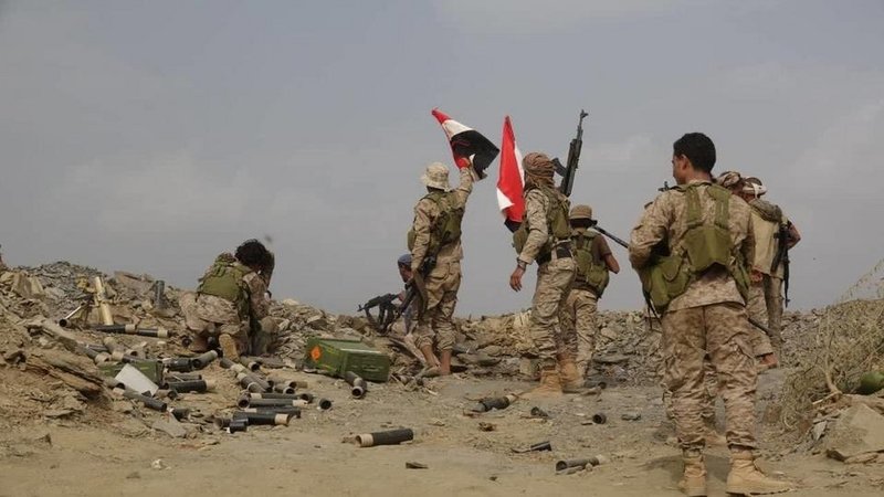 الجيش اليمني يؤمن المواقع المحررة من قبضة الانقلابيين شمال الجوف