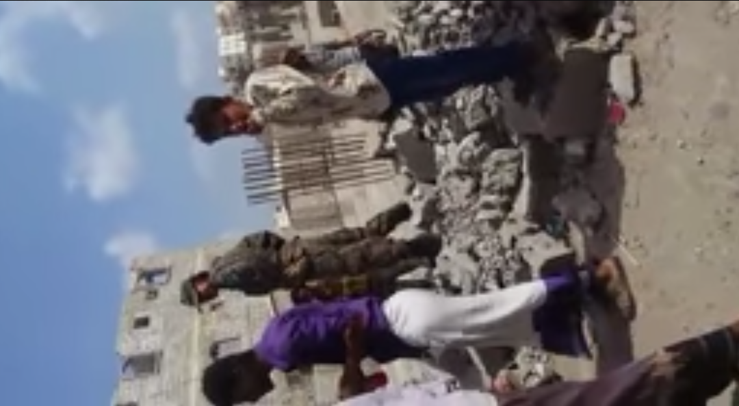 الصحفي فتحي بن لزرق : ينشر فيديو..هذا مايحدث في عدن مخيف ومرعب وجنون من قبل جنود عيدروس الزبيدي