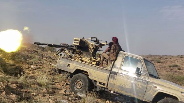 قوات الجيش تصد هجومين لمليشيا الحوثي في مأرب وتعز