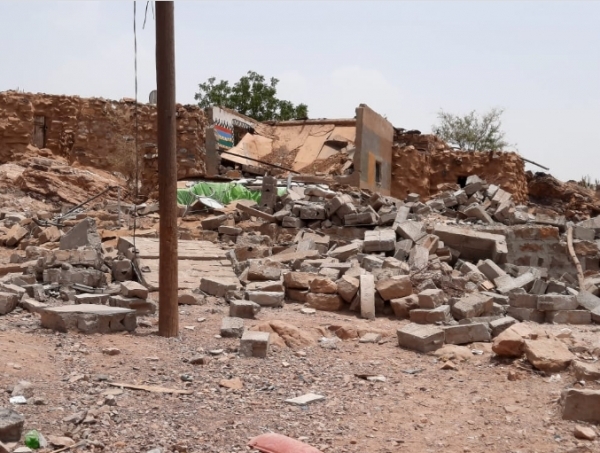 جماعة الحوثي تفجر ثلاث منازل بعمران وهيئة مدنية تطالب بالمحاسبة