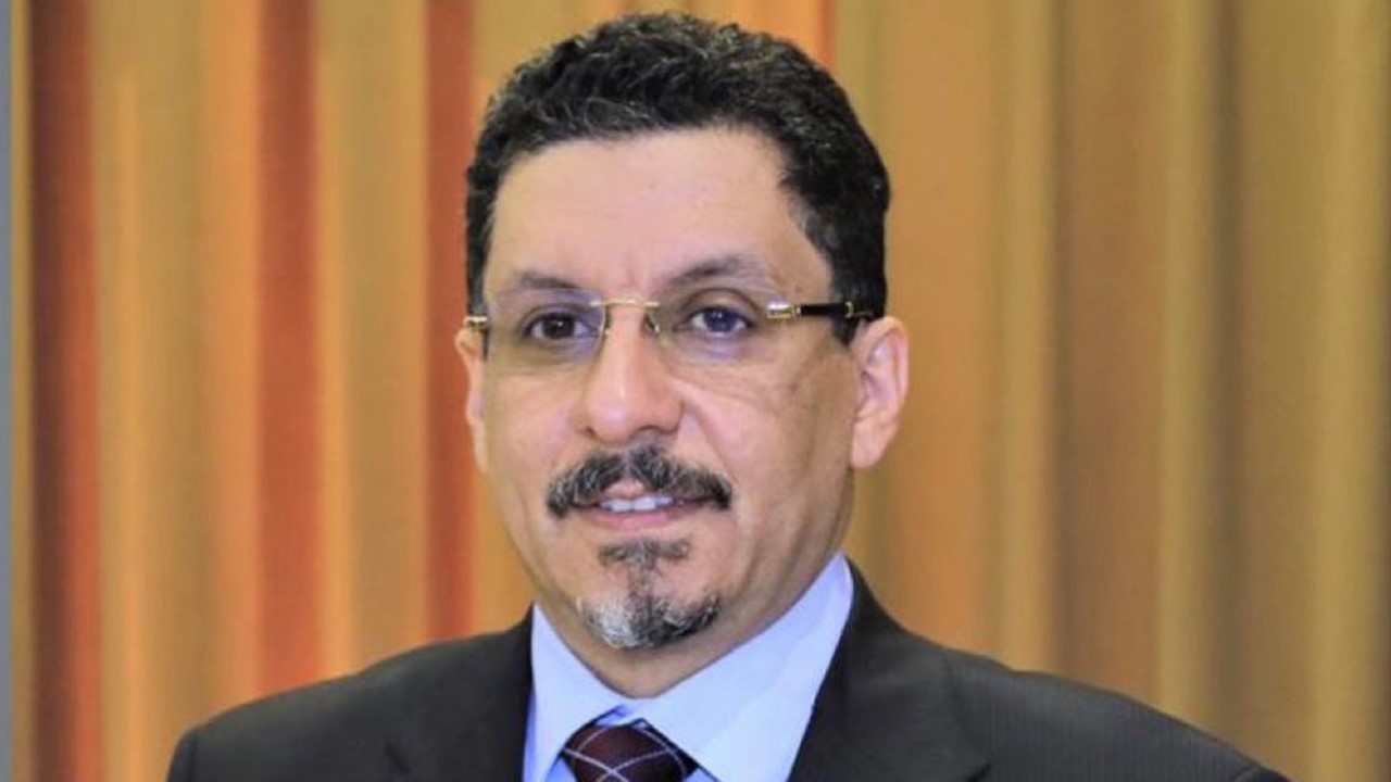 وزير الخارجية: ارتباط الحوثيين بالأجندة الإيرانية التخريبية عقد المشهد السياسي في اليمن