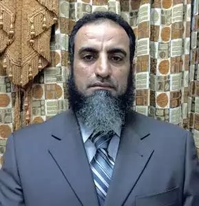 في نداءه للإنتقالي (رسمنا لكم مكانة وحجم أكبر بكثير من واقعكم).. : اليزيدي : إن لم تستطيعوا ان تحموا حق مواطن في بقعة انتم تسيطرون عليها فكيف بالله عليكم تستعيدون وطن !!