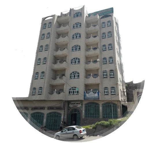 الحوثيون يعينوون حارسا قضائيا على جامعة خاصة في إب تمهيدا لمصادرتها