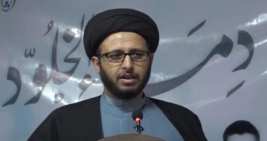 أثناء عودته متنكرا من إيران عبر المنفذ البري بمنطقة شحن .. : أمن الحدود يعتقل القيادي الحوثي يحيى العماد في المهرة 