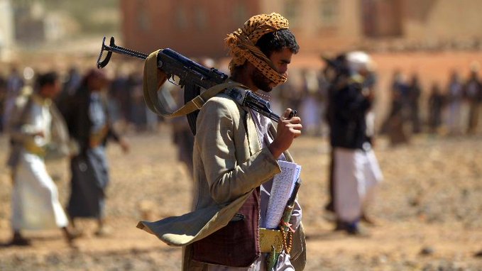 بينهم لواء.. الحوثيون يقرون بمصرع عدد من قيادتهم خلال مواجهات مع الجيش (أسماء)