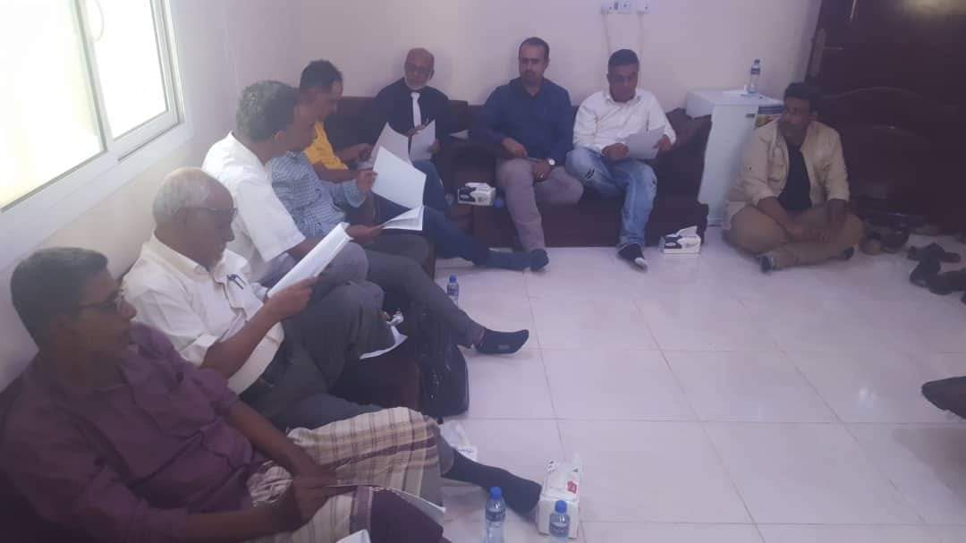بتعليمات معين الماس: تشكيل فرق فنية لحصر وتحديث المشاريع المتوقفة في أبين والضالع 