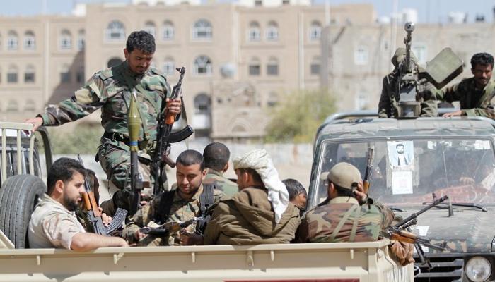 الحوثيون يدفعون بتعزيزات جديدة إلى محافظة تعز ومخاوف من انفجار الوضع