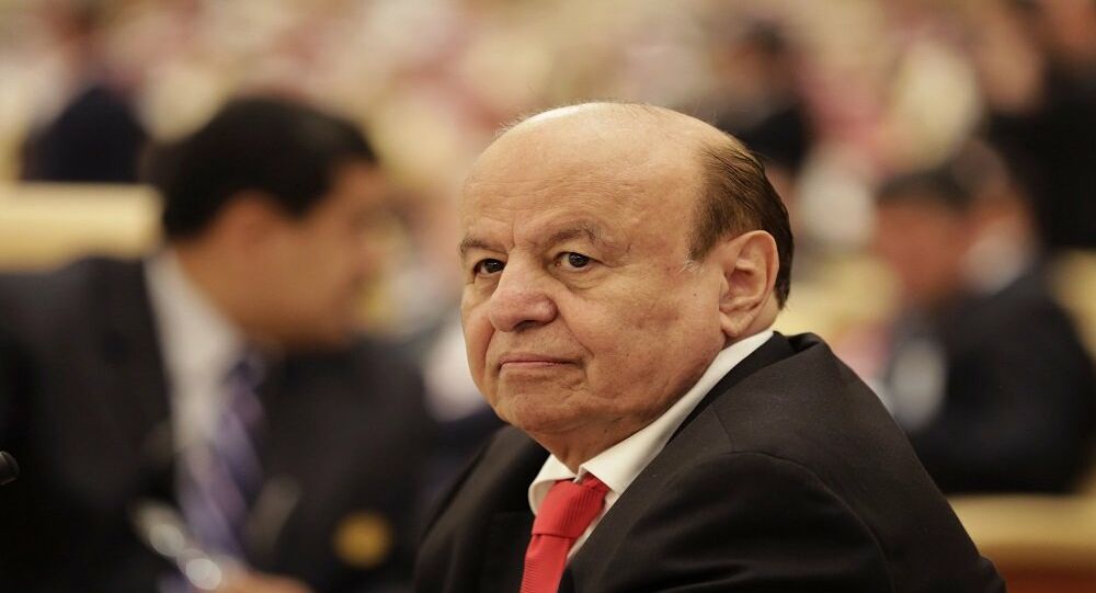هادي يطالب بمزيد من الضغط على جماعة الحوثي لوقف إطلاق النار