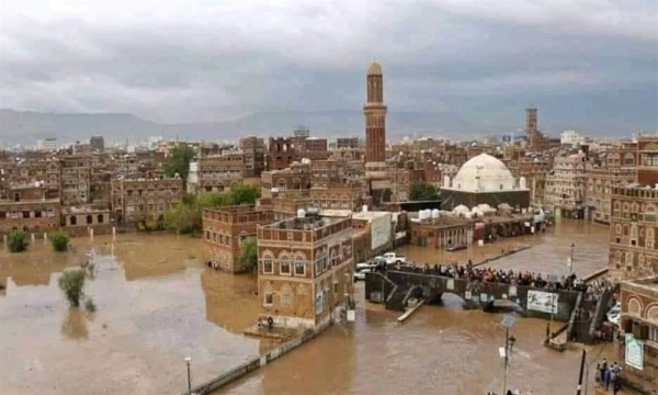 تهدم 4 منازل في صنعاء جراء الأمطار الغزيرة
