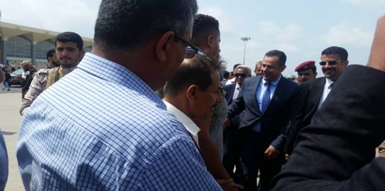لهذه الأسباب يتجهز معين عبدالملك للهروب من عدن الى العاصمة المصرية القاهرة؟