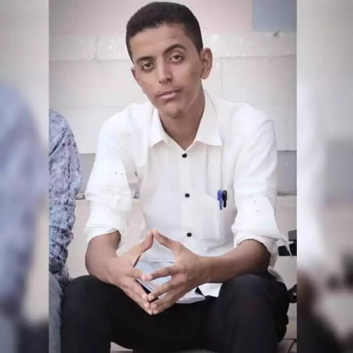 بسبب الانفجار الإرهابي الجبان الذي استهدف موكب محافظ عدن .. : وفاة الصحفي أحمد باراس التابع للطاقم الإعلامي للمحافظ لملس 