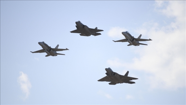 بعد هجمات الحوثيين.. واشنطن ترسل سربا من مقاتلات "F-22" إلى الإمارات خلال أسبوع