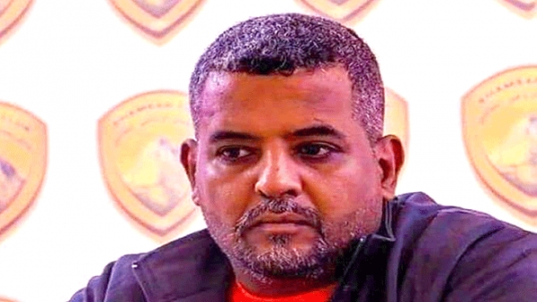 عدن.. تجار وملاك محال تجارية يشكون بلطجة ونهب قيادي في مليشيا الانتقالي بالمعلا