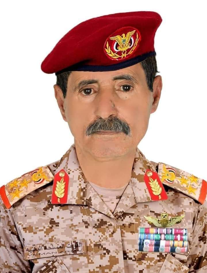 عاجل: مسلحون مجهولون يغتالون مستشار وزير الدفاع اليمني في محافظة مأرب