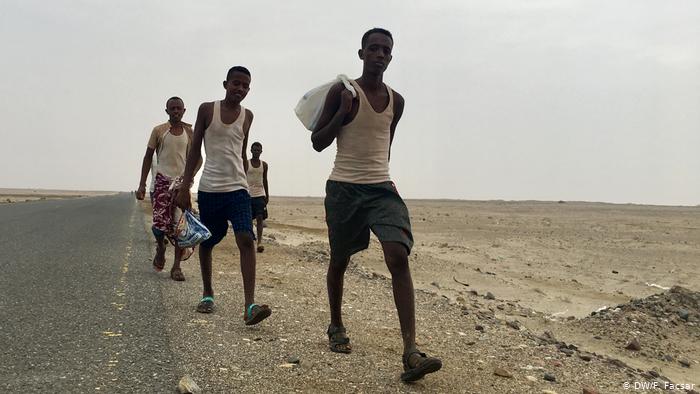 130 ألف مهاجر بحاجة لمساعدات إنسانية في اليمن