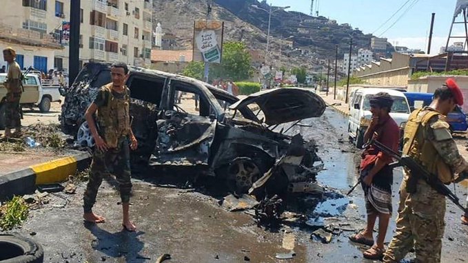 تعليقا على انفجار التواهي.. مليشيا الانتقالي تتهم أطرافا في الحكومة بالتواطؤ مع الحوثي