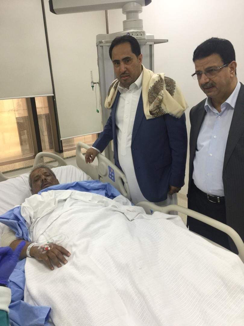 الوزير نايف البكري يزور محافظ لحج وقائد الكلية العسكرية الى المستشفى بالسعودية