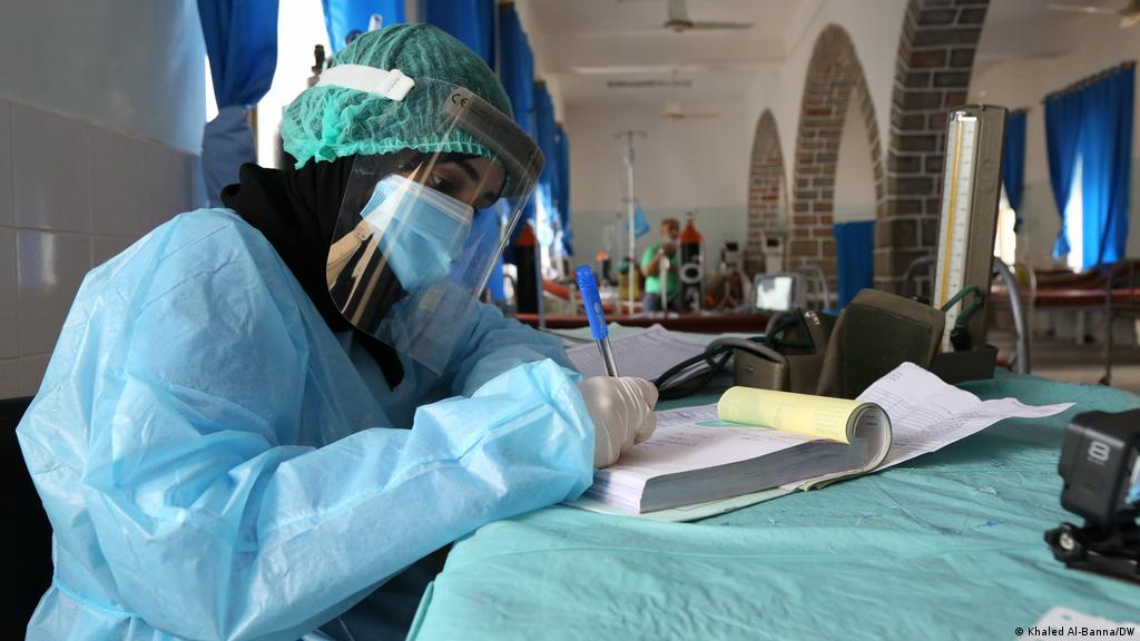 "الصحة" تعلن تسجل 12 إصابة جديدة بكورونا في اليمن