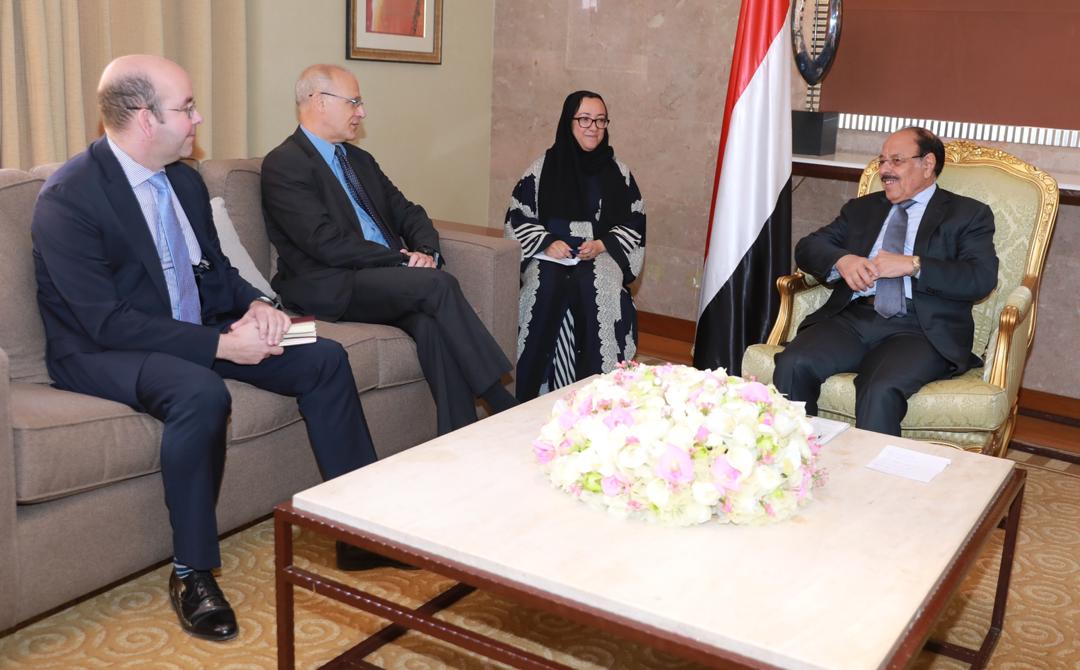 اهم مادار في لقاء نائب رئيس الجمهورية بالسفير البريطاني لدى اليمن