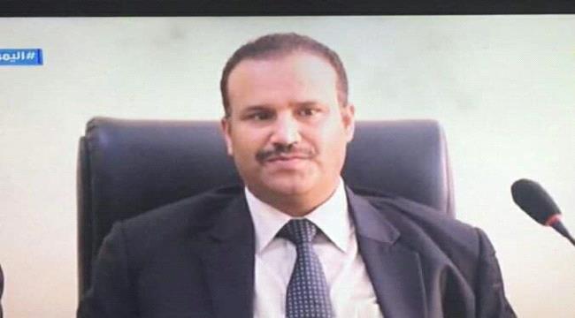 وزير في حكومة الشرعية الذي نفى أن الحرب هي ضد الحوثي وإنما هي بين فصائل التي تحاربه
