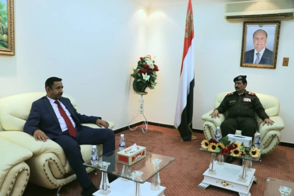 وزير الداخلية يشيد بدور شبوة الإيجابي لتعزيز الأمن ومواجهة الحوثي