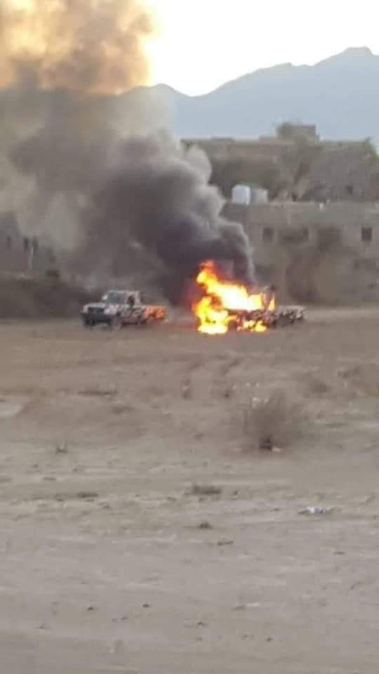 قصف مدفعي للجيش الوطني يستهدف مركز قيادة للحوثيين غرب المدينة