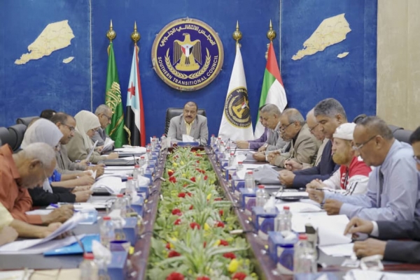 مليشيا الانتقالي تضع شروطا مقابل دعمها للحكومة وقيادة البنك المركزي الجديدة