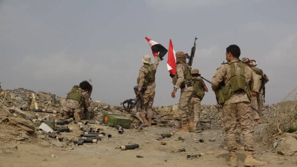 الحديدة : الفرق الهندسية التابعة لألوية العمالقة تواصل نزع الألغام الحوثية في التحيتا