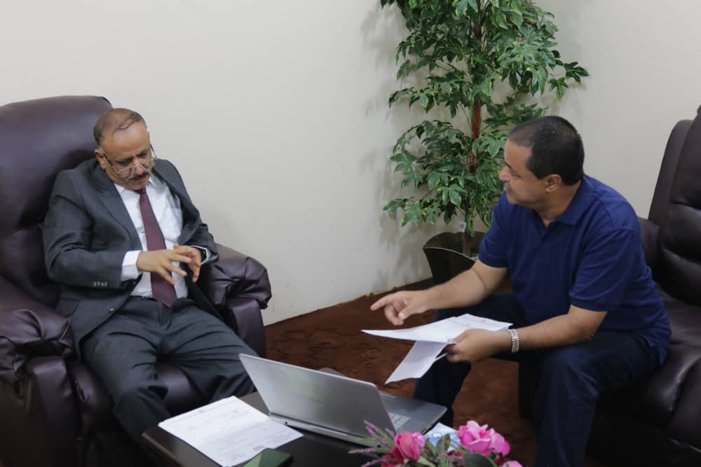 اجتماع لمناقشة إعادة تاهيل وتشغيل ميناء المخا