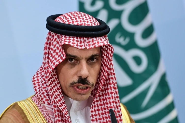 السعودية تقر بفشلها في اليمن وتؤكد أن الوضع وصل إلى طريق مسدود عسكريا ودبلوماسيا