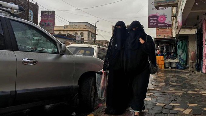 تعميم حوثي جديد يستهدف اليمنيات أثناء التنقل داخل المحافظات