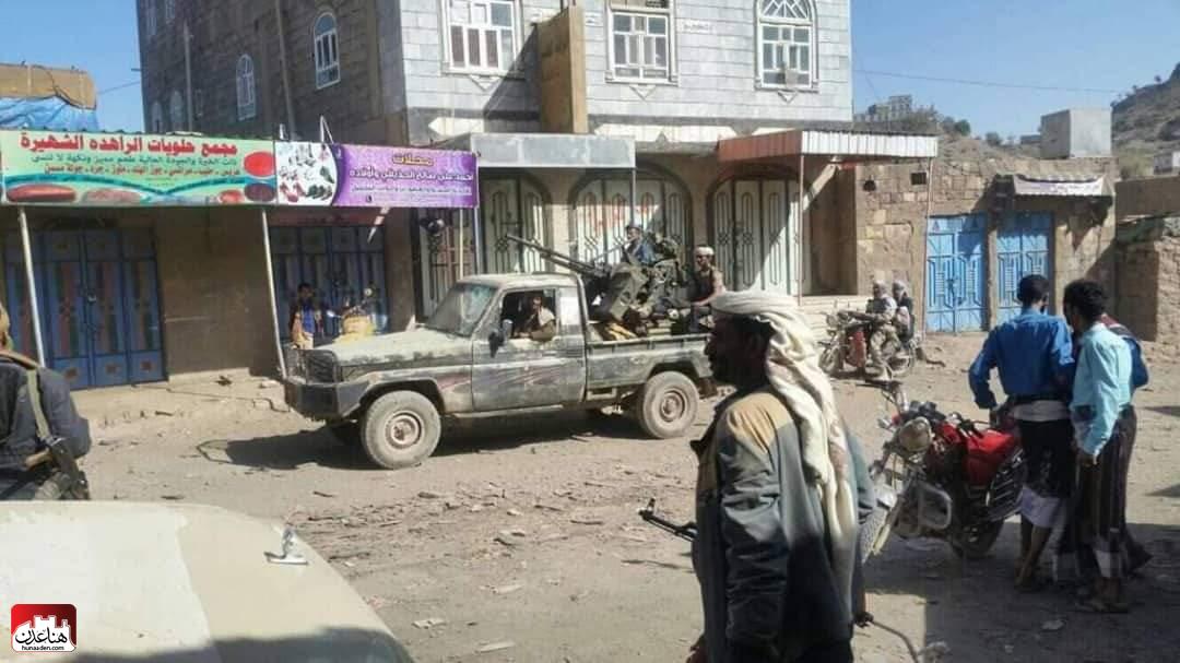 شاهد صورة : لحظة دخول قوات الجيش الوطني هذا المكان..بعد تحريرها من ميليشيا الحوثي