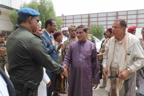 البحسني يتوعد بقرارات حاسمة لردع الحوثيين واستعادة الأراضي الخاضعة لسيطرة الجماعة