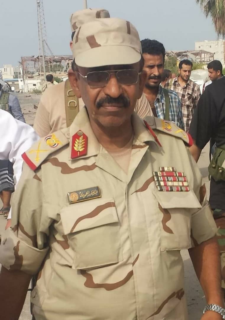 وفاة مساعد وزير الدفاع اليمني بحادث مروري بالقاهرة